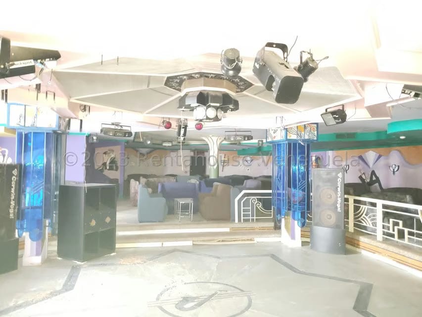 Comercial (Local Comercial) en Venta en Carretera Nacional, Aragua - 38
