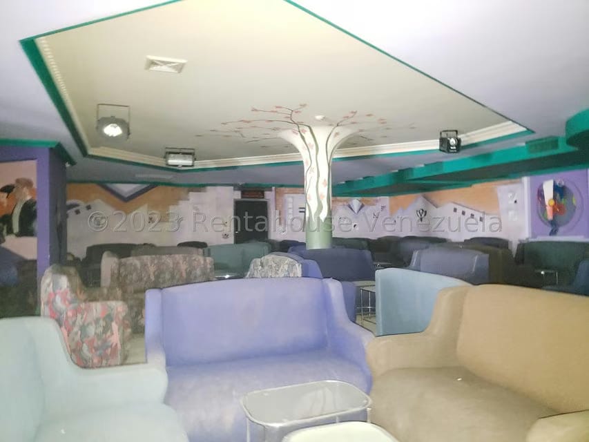 Comercial (Local Comercial) en Venta en Carretera Nacional, Aragua - 44