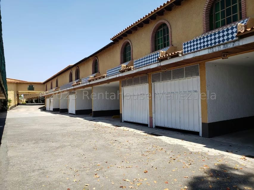 Comercial (Local Comercial) en Venta en Carretera Nacional, Aragua - 57