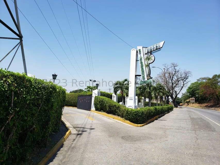 Comercial (Local Comercial) en Venta en Carretera Nacional, Aragua - 66