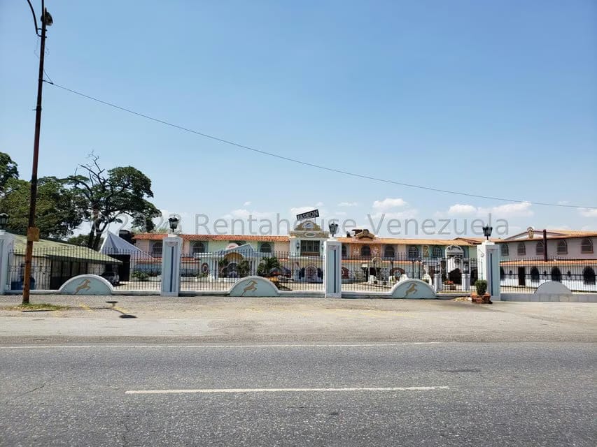 Comercial (Local Comercial) en Venta en Carretera Nacional, Aragua - 70
