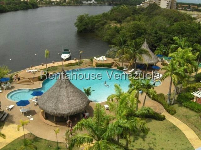 Apartamento (1 Nivel) en Venta en Los Canales de Rio Chico, Miranda - 12