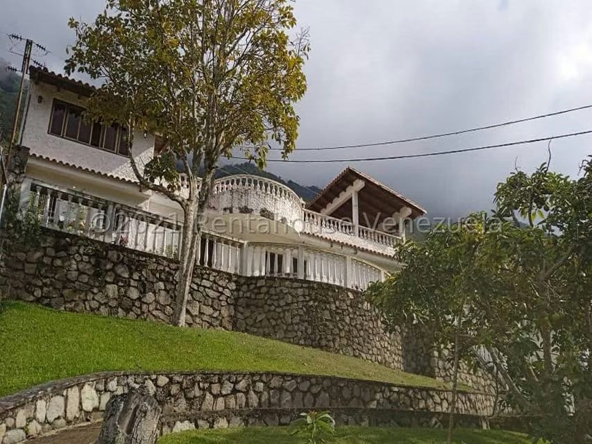 Casa (Multipes Niveles) en Venta en Los Cerrillos, Trujillo