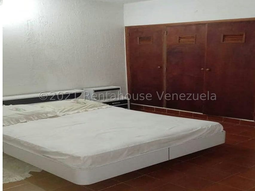 Casa (Multipes Niveles) en Venta en Los Cerrillos, Trujillo - 17