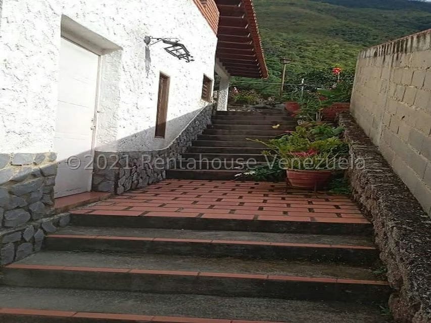 Casa (Multipes Niveles) en Venta en Los Cerrillos, Trujillo - 9
