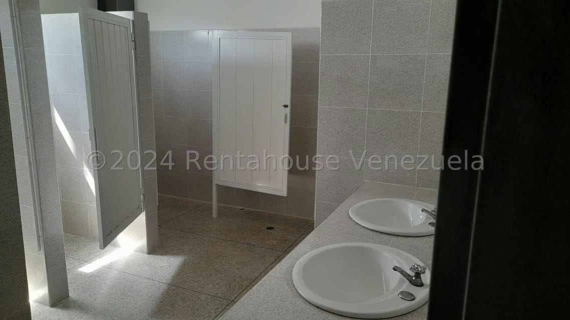 Comercial (Local Comercial) en Alquiler en Ave Intercomunal, Lara - 9