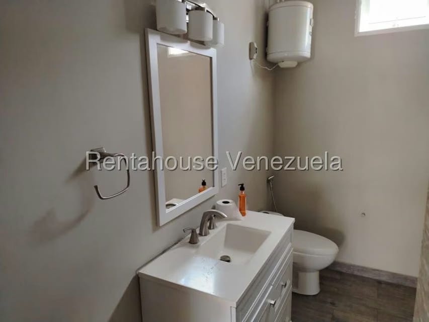 Comercial (Local Comercial) en Alquiler en Del Este, Lara - 14