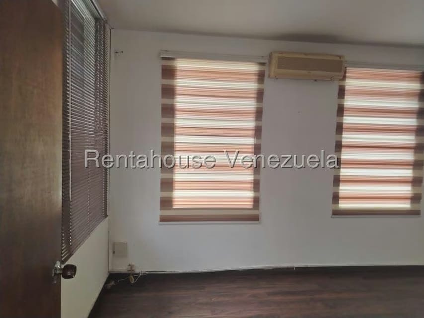 Comercial (Local Comercial) en Alquiler en Del Este, Lara - 8