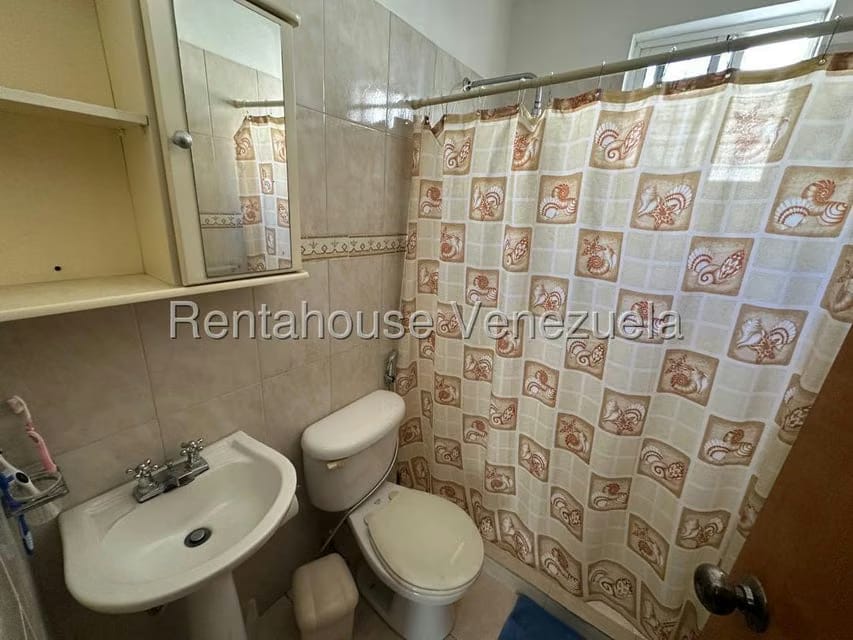 Casa (Duplex) en Venta en Ciudad Roca, Lara - 30