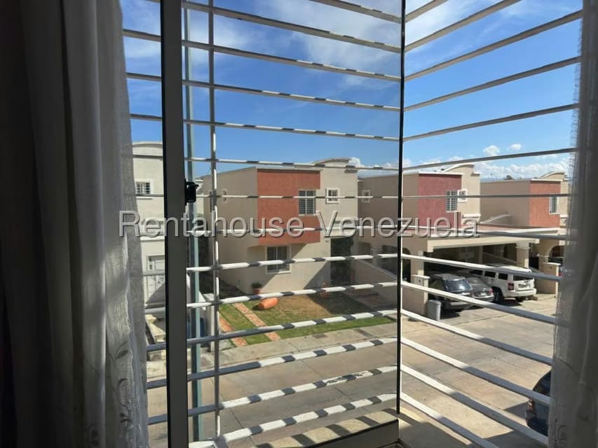 Casa (Duplex) en Venta en Ciudad Roca, Lara - 36