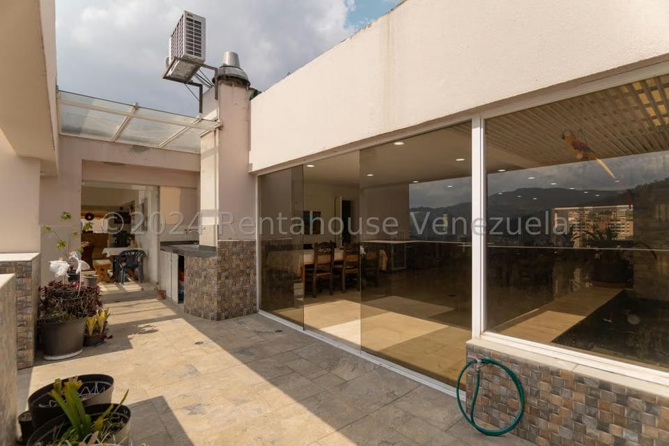 Apartamento (1 Nivel) en Venta en La Tahona, Distrito Metropolitano - 11