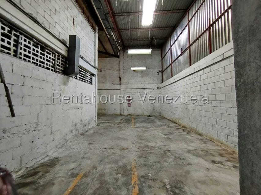 Comercial (Galpon - Deposito) en Alquiler en Guarenas, Miranda - 21