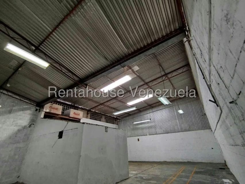 Comercial (Galpon - Deposito) en Alquiler en Guarenas, Miranda - 29