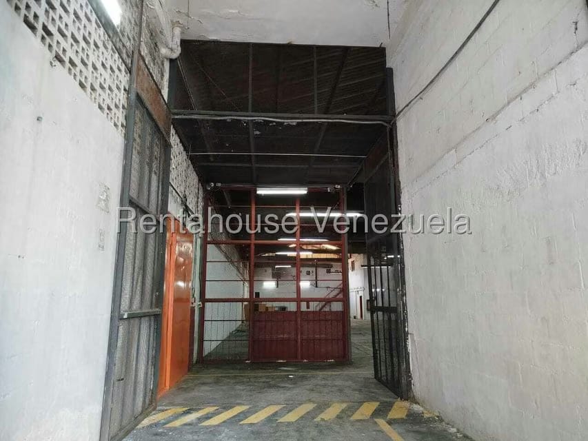 Comercial (Galpon - Deposito) en Alquiler en Guarenas, Miranda - 6