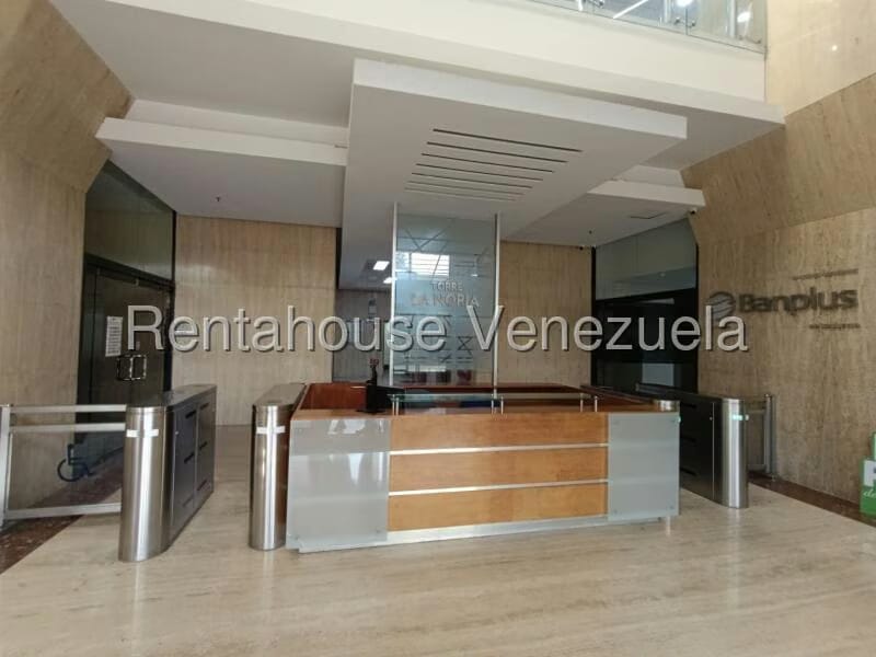 Comercial (Oficina) en Alquiler en Las Mercedes, Distrito Metropolitano - 3