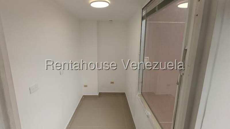 Comercial (Oficina) en Alquiler en Las Mercedes, Distrito Metropolitano - 24