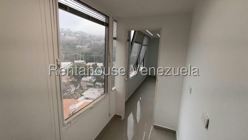 Comercial (Oficina) en Alquiler en Las Mercedes, Distrito Metropolitano - 25
