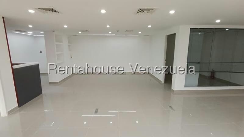 Comercial (Oficina) en Alquiler en Las Mercedes, Distrito Metropolitano - 28
