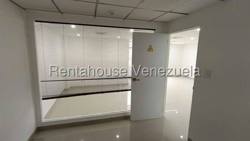 Comercial (Oficina) en Alquiler en Las Mercedes, Distrito Metropolitano - 32