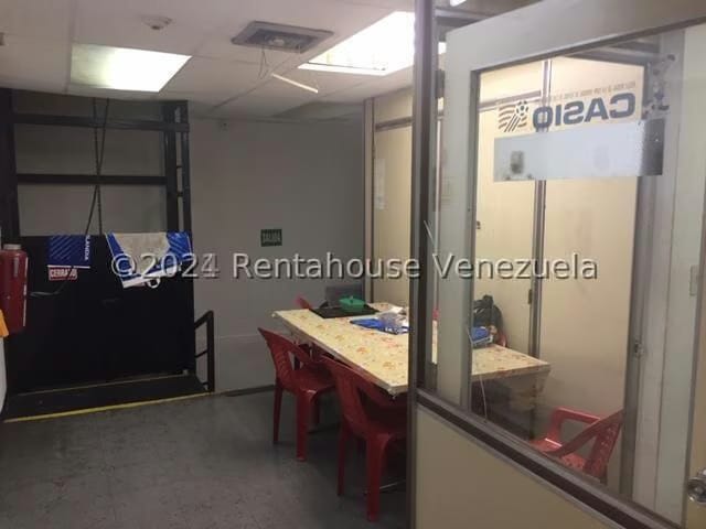 Comercial (Local Comercial) en Venta en Parroquia Catedral, Distrito Metropolitano - 7