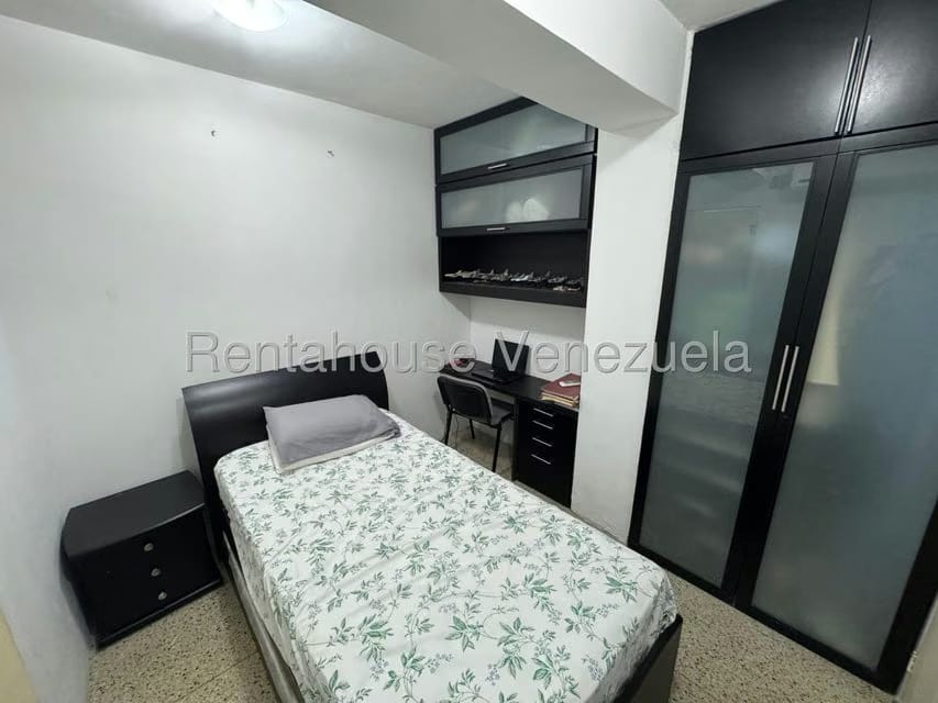 Apartamento (1 Nivel) en Venta en Santa Eduvigis, Distrito Metropolitano - 15