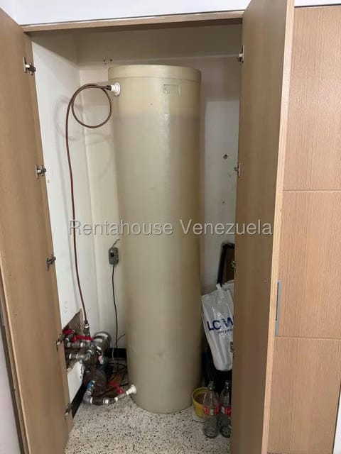 Apartamento (1 Nivel) en Venta en Santa Eduvigis, Distrito Metropolitano - 18