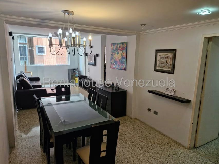 Apartamento (1 Nivel) en Venta en Santa Eduvigis, Distrito Metropolitano - 5