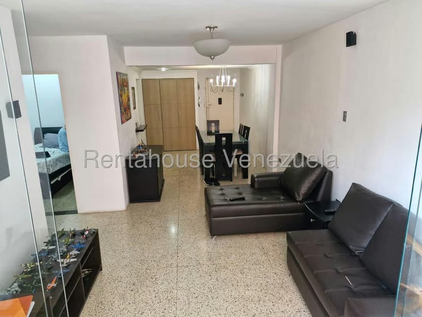 Apartamento (1 Nivel) en Venta en Santa Eduvigis, Distrito Metropolitano - 6