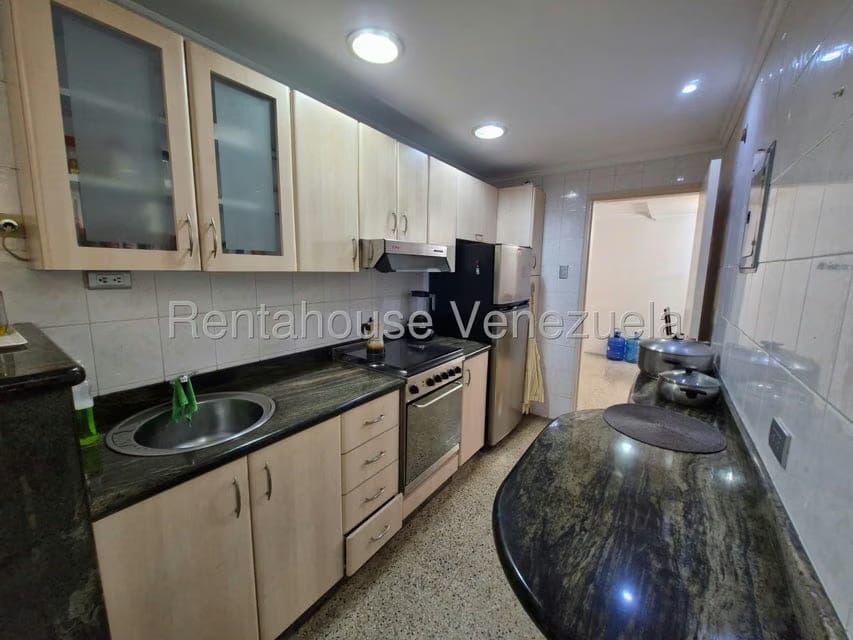 Apartamento (1 Nivel) en Venta en Santa Eduvigis, Distrito Metropolitano - 8