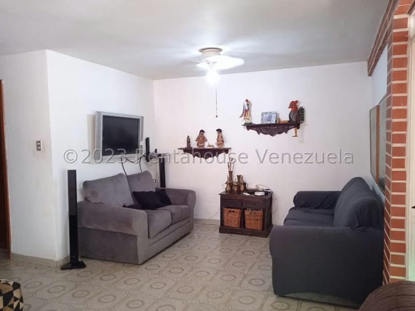 Casa (Duplex) en Venta en Las Clavellinas, Carabobo - 27
