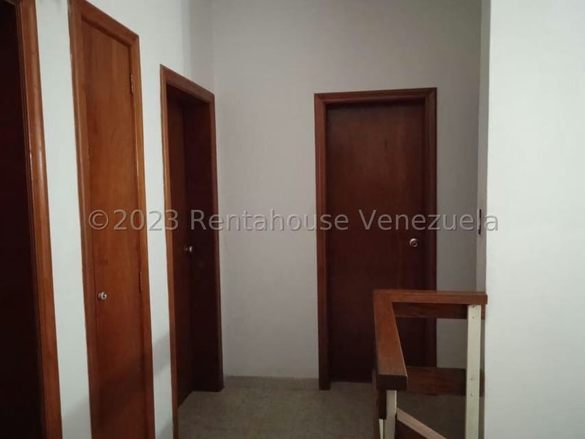 Casa (Duplex) en Venta en Las Clavellinas, Carabobo - 32
