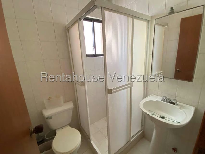 Apartamento (1 Nivel) en Alquiler en Bellas Artes, Zulia - 11