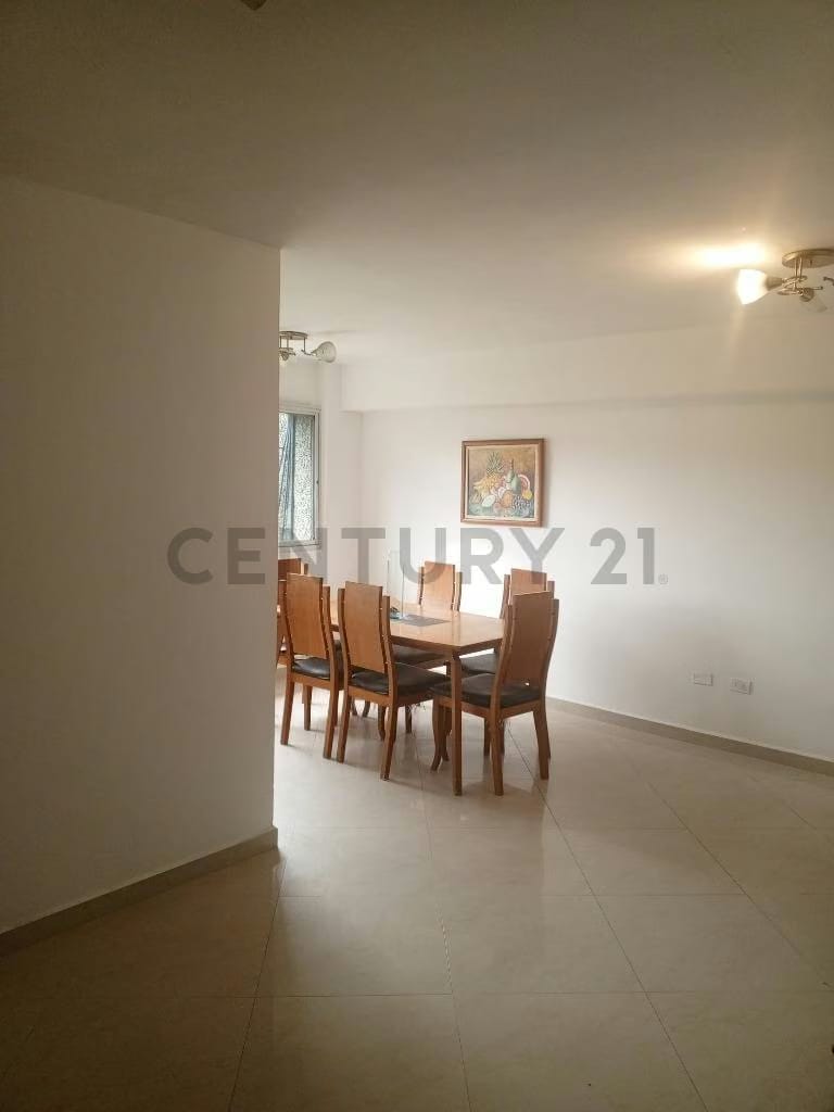 Se alquila apartamento - 3