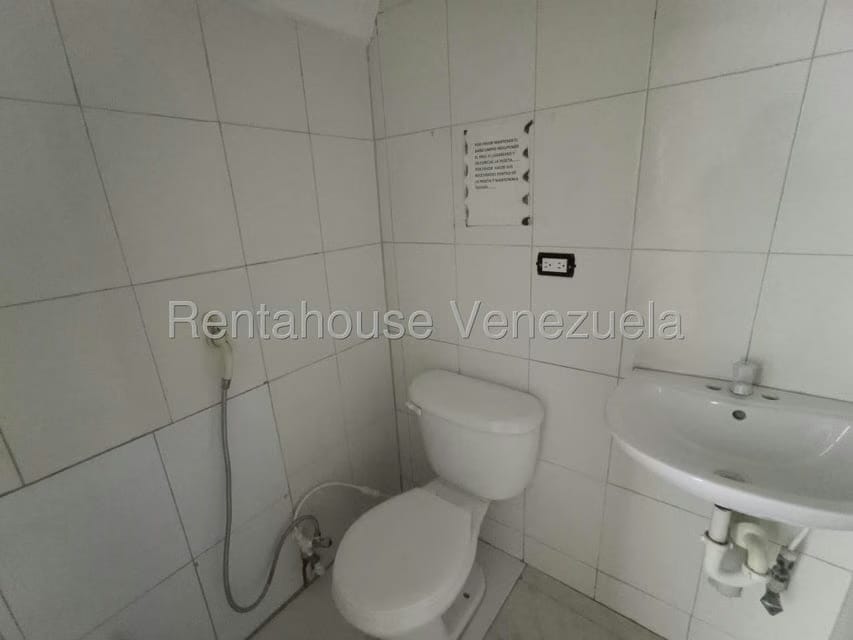 Comercial (Local Comercial) en Alquiler en Almarriera, Lara - 10