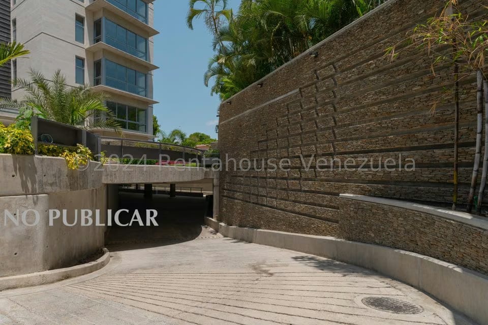 Apartamento (Duplex) en Venta en Altamira, Distrito Metropolitano - 35