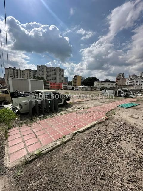 Terreno (Comercial) en Venta en Chacaito, Distrito Metropolitano - 2