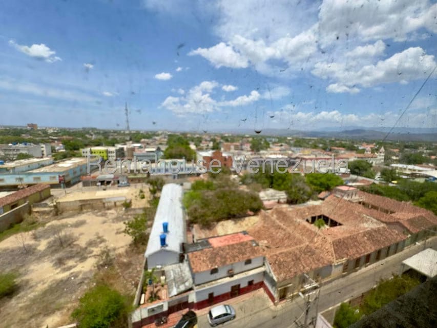 Apartamento (Multiples Niveles) en Venta en Centro, Falcon - 11