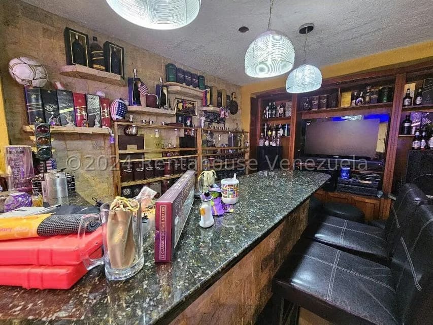 Casa (Duplex) en Venta en El Castaño (Zona Privada), Aragua - 17