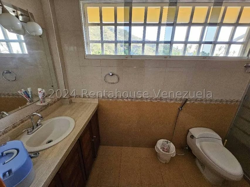 Casa (Duplex) en Venta en El Castaño (Zona Privada), Aragua - 43