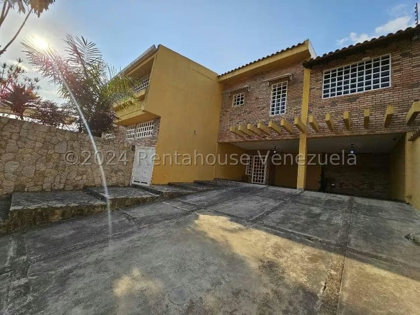 Casa (Duplex) en Venta en El Castaño (Zona Privada), Aragua - 58