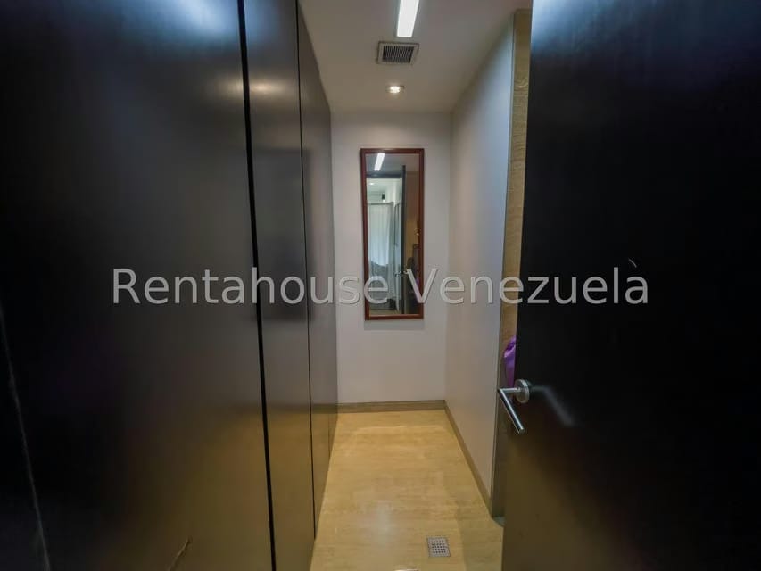 Apartamento (Duplex) en Alquiler en Campo Alegre, Distrito Metropolitano - 25