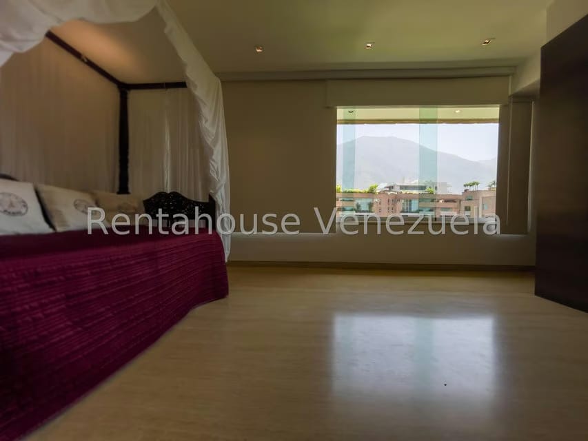 Apartamento (Duplex) en Alquiler en Campo Alegre, Distrito Metropolitano - 27