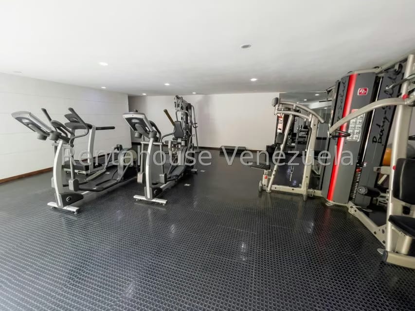 Apartamento (Duplex) en Alquiler en Campo Alegre, Distrito Metropolitano - 30