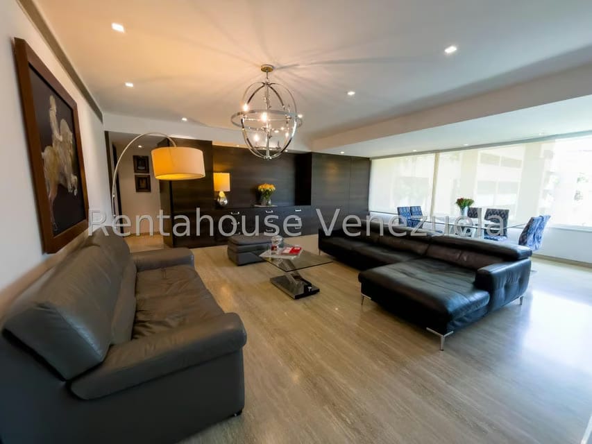 Apartamento (Duplex) en Alquiler en Campo Alegre, Distrito Metropolitano - 4