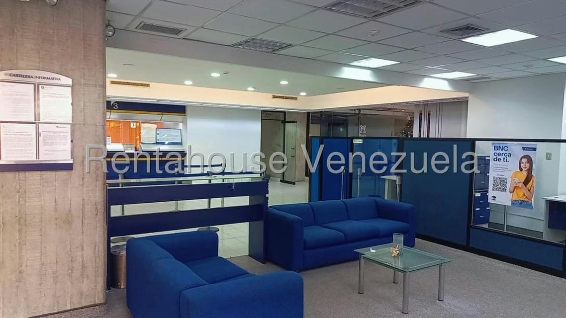 Comercial (Local Comercial) en Venta en Los Cortijos de Lourdes, Distrito Metropolitano - 19