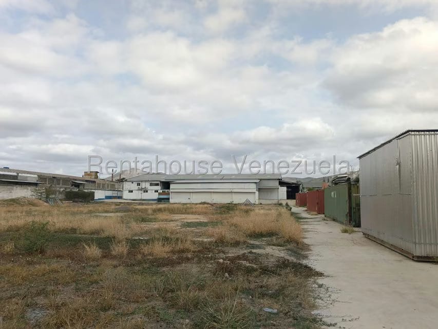 Comercial (Galpon - Deposito) en Venta en Zona Industrial 2, Lara - 19