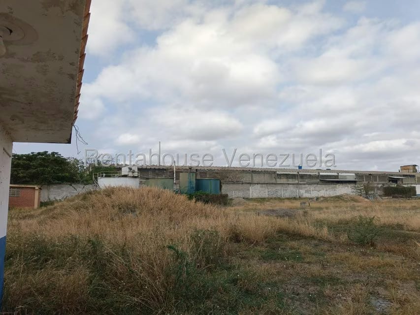 Comercial (Galpon - Deposito) en Venta en Zona Industrial 2, Lara - 20