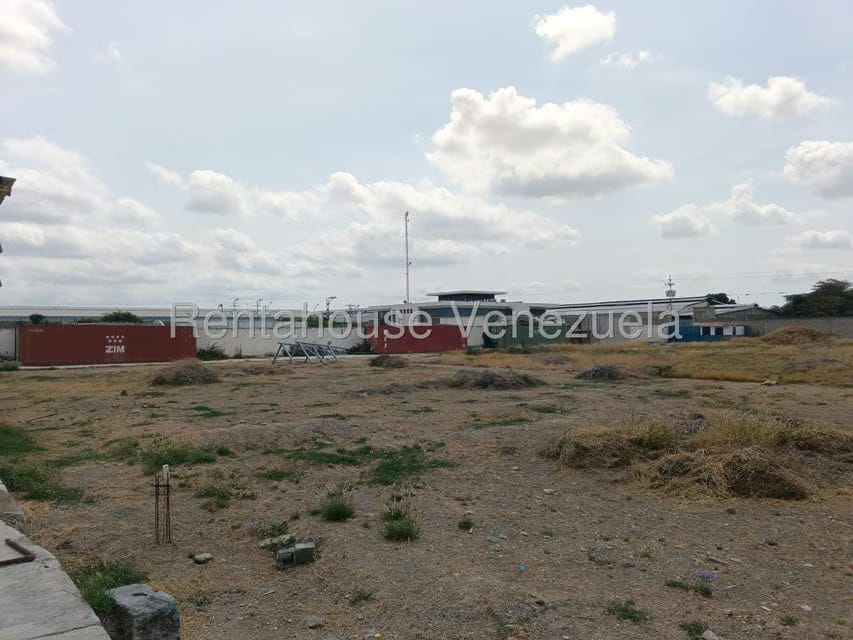 Comercial (Galpon - Deposito) en Venta en Zona Industrial 2, Lara - 29