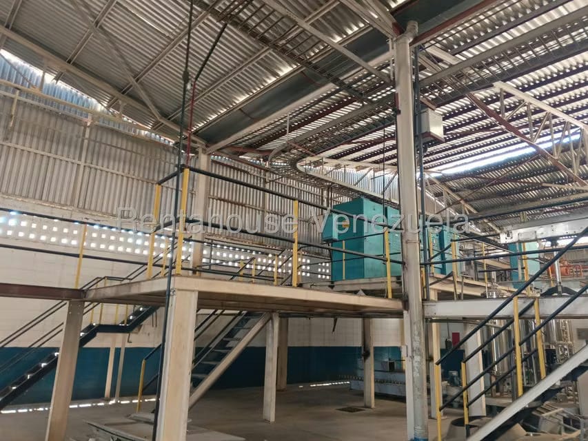 Comercial (Galpon - Deposito) en Venta en Zona Industrial 2, Lara - 9