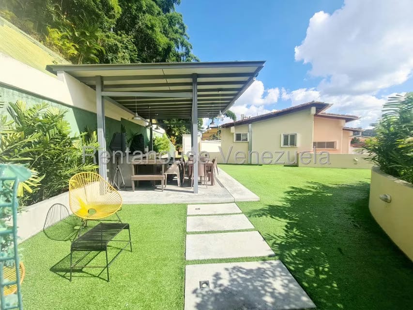Casa (Duplex) en Venta en Miranda, Distrito Metropolitano